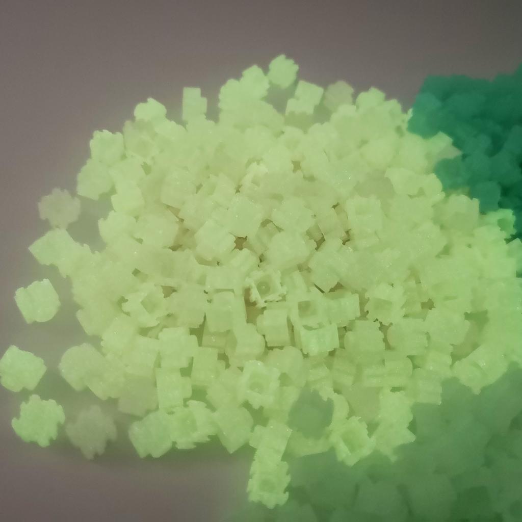 1000 Stück 8*8mm Leuchtende Diamant-Bausteine 5 Farben DIY 3D Kleiner Stein Für Kinderspielzeug Kindergeschenke