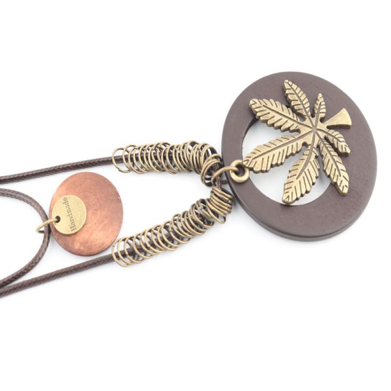 

Винтажные аксессуары Этническое двойное круглое деревянное ожерелье с подвеской в виде кленовых листьев для женщин и мужчин, цепочка для свитера, ювелирные изделия