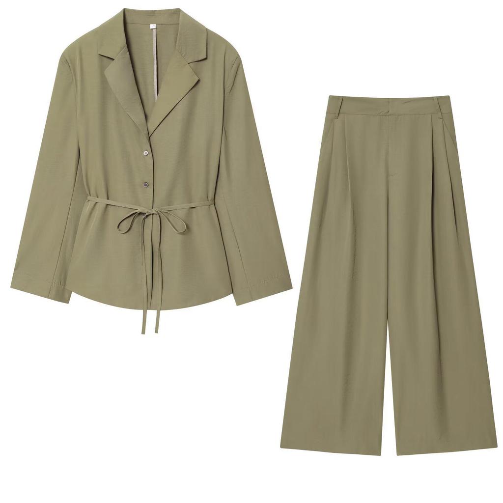 2025 Autumn Women's European Style Padded Shoulder Blazer & Straight-Leg Pants