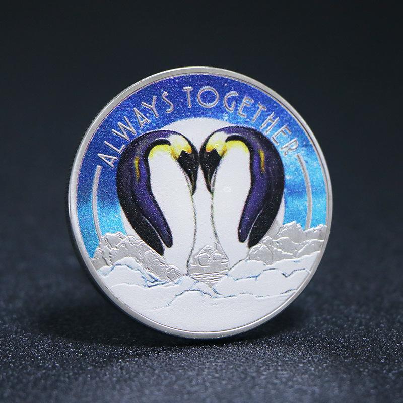 

Penguin coin, silver plated, commemorative medal, Southern Hemisphere, Ocean Boat, heart-shaped penguin animal coin, couple commemorative coin срібний