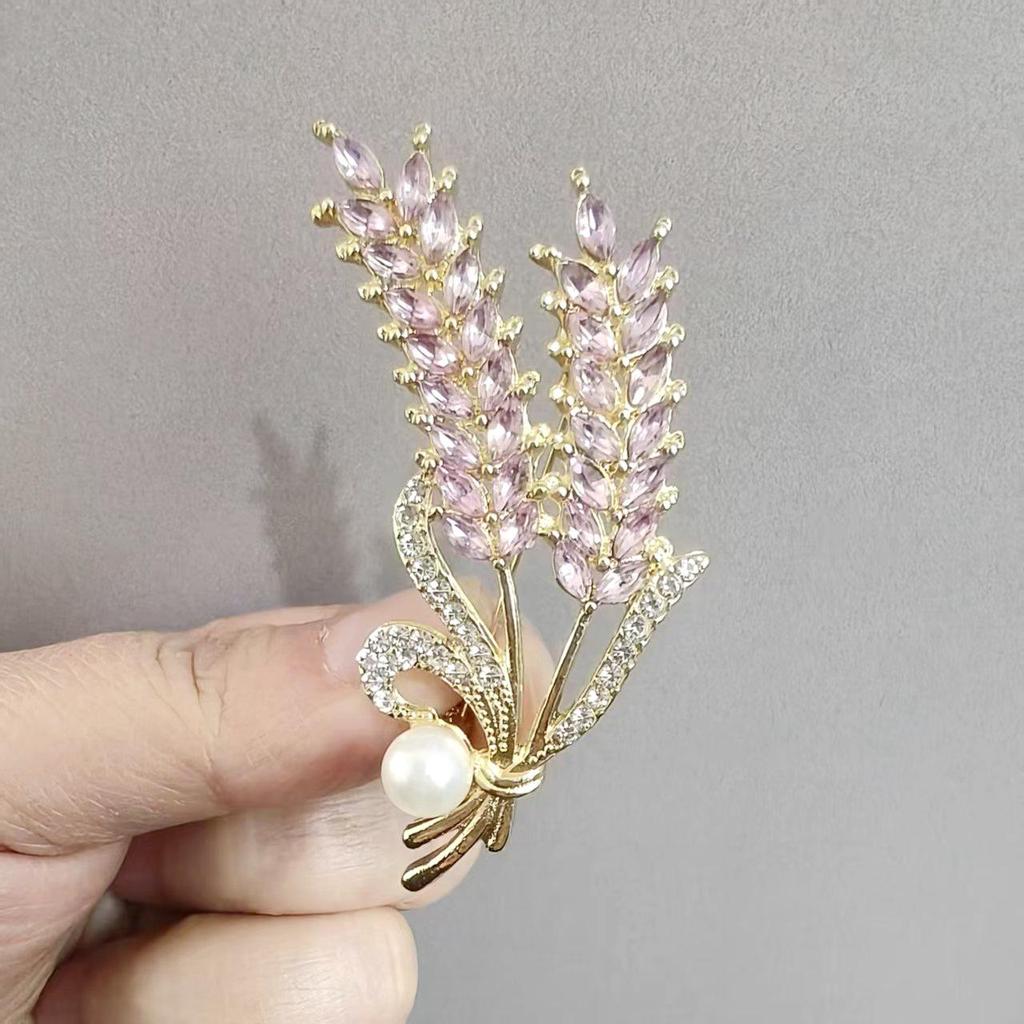 High-End Pearl & Rhinestone Butterfly Brooch for Women's Fashion Suits and Scarves