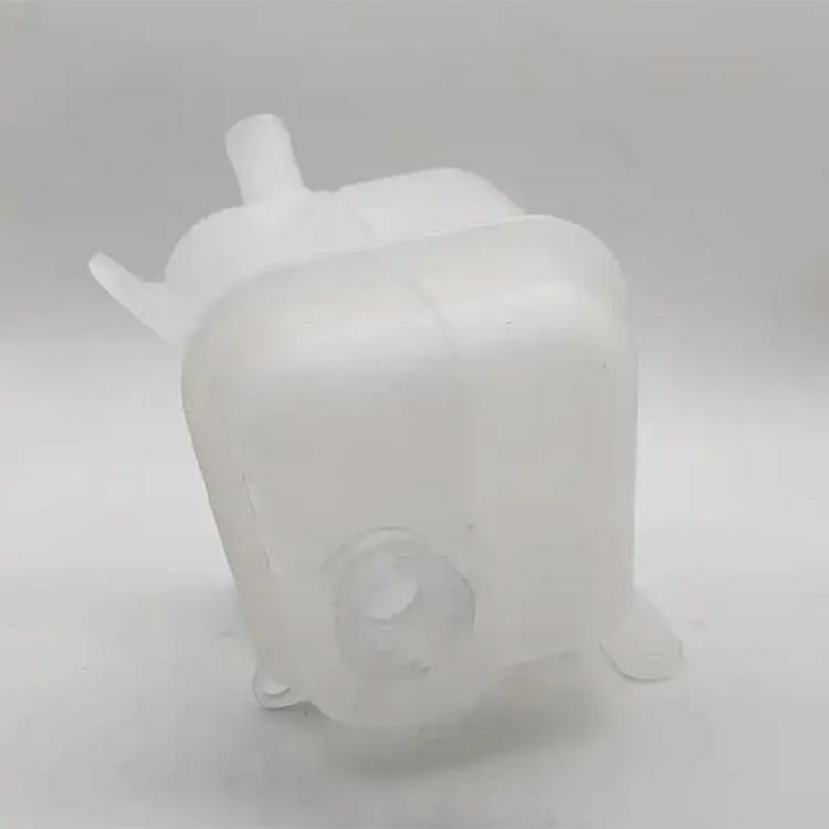 25431-2E100 25431-2E101 Car Coolant Overflow Bottle Food Grade Plastic Construction Seamlessly Leakage Prevention Design