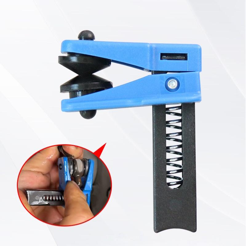 

4Pcs Auto Brake Caliper Piston Seal Stopper Tools Car Brake Oil Nozzle Clamp Car Brake Oil Pipe Plug Plug Brake Oil Tool