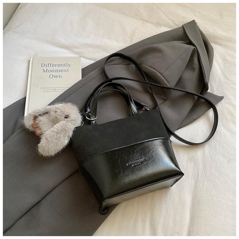 Casual retro simple shoulder bag fashionable personalized messenger bag winter new women's trend bucket bag