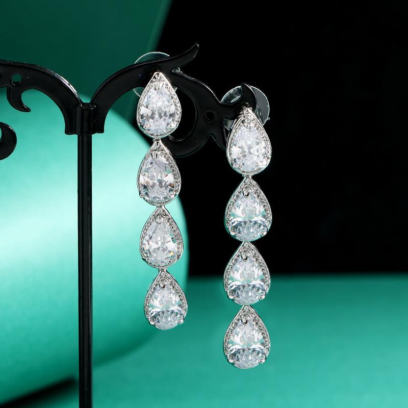 Niche Design Zircon Water Drop Fringed Stud Earrings Women's High-end Temperament Crystal Long Earrings, High-end Simple Earrings
