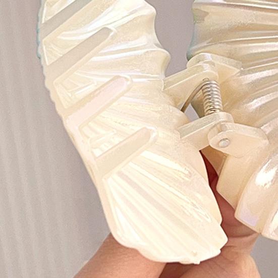 Hair Clip Gradient Color Hollow Design Shell Shape Hair Claw Plastic Resin Material Strong Grip Back Head Hair Claw
