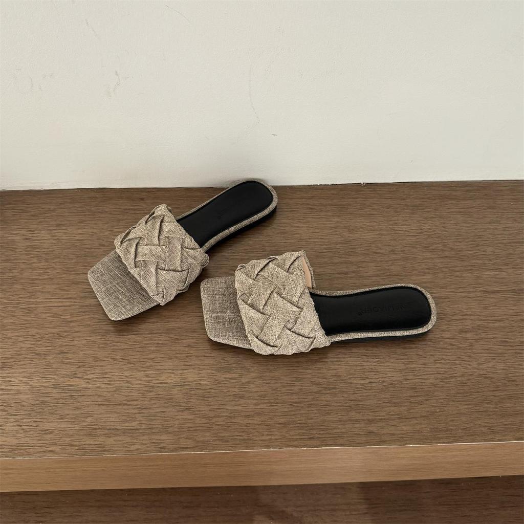 Fashion Shoes Square Toe Rubber Flip Flops Woman's Slippers Slides Hawaiian 2025 Flat Scandals Flat Shoes Female Woman's Slippers Square