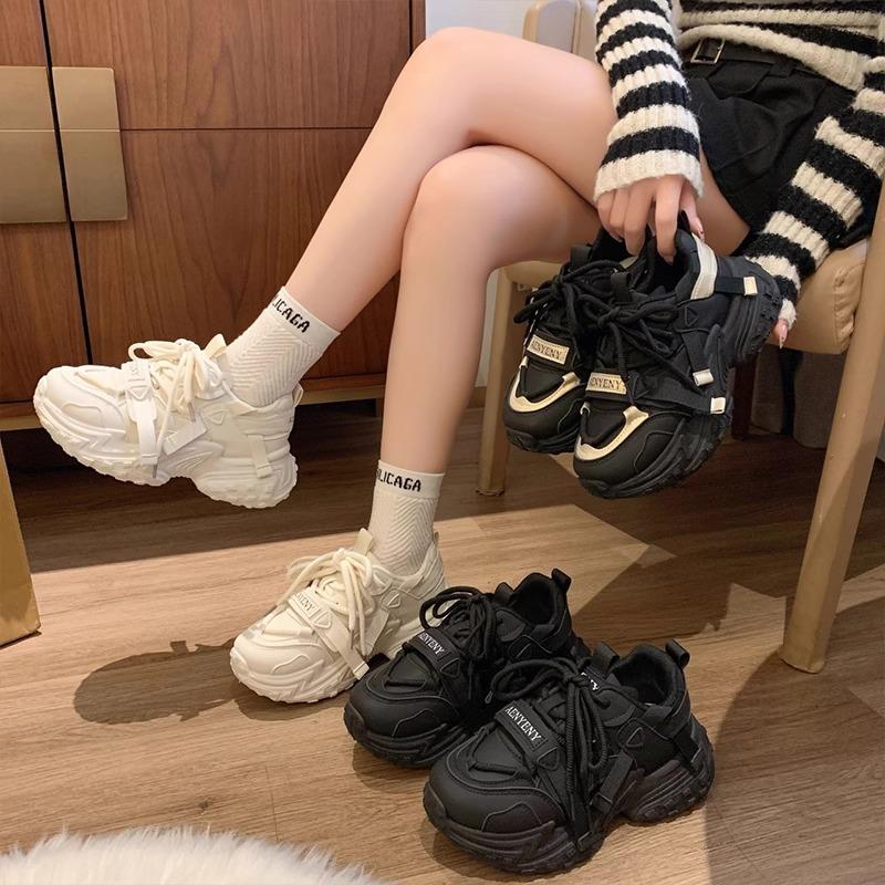 Fried Street platform dad shoes women's small height increase versatile 2025 new spring and autumn popular muffin casual sports shoes