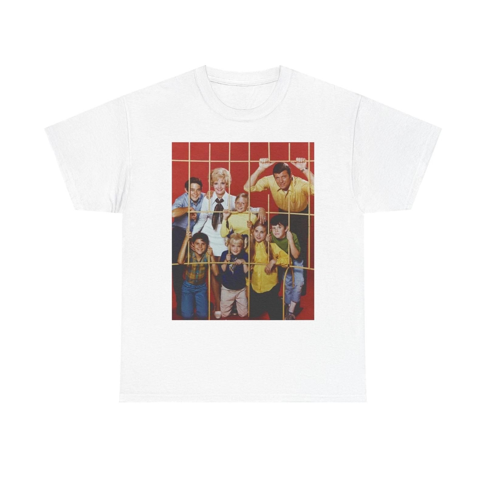 Men s and Women s T-shirts Brady Bunch Graphic XL