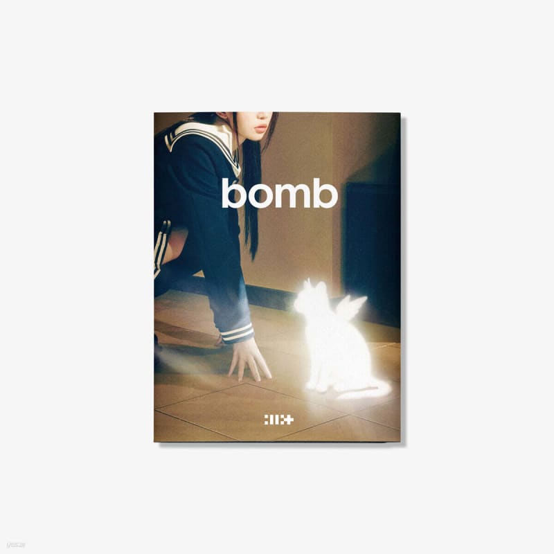 

ILLIT - 3rd Mini Album: bomb [Weverse Albums ver.]