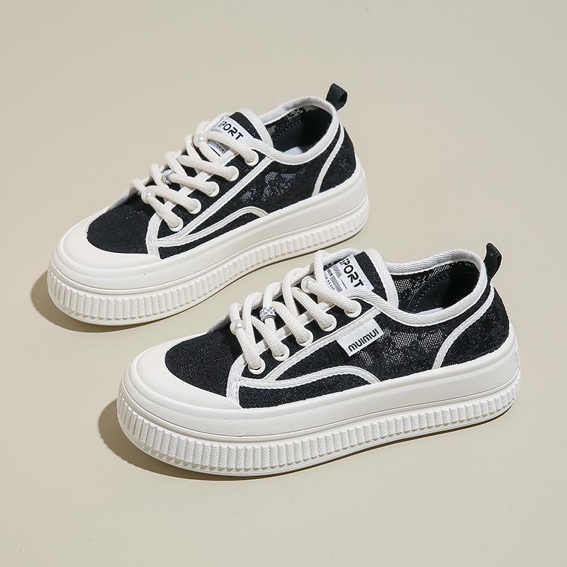 

Маленькие белые туфли женские дышащая сетка 2025 новые популярные летние тонкие туфли-бисквиты кружевная сетчатая обувь обувь на толстой подошве 40 чёрный