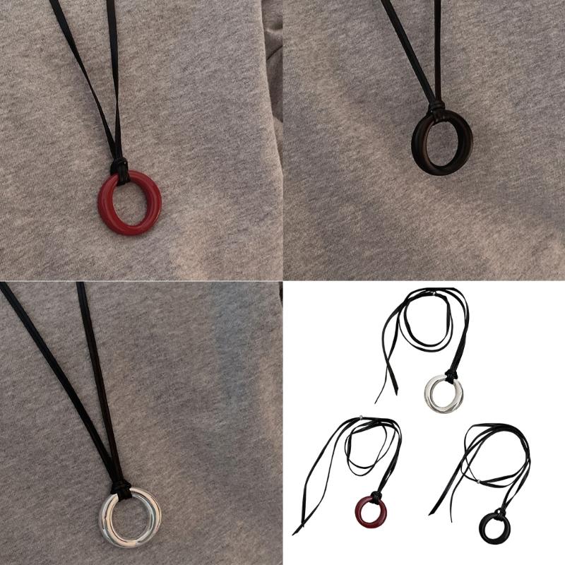 Fashionable Leather Rope Round Pendant Necklace Featuring Sturdy Materials Jewelry Accessory for Fashion Enthusiasts