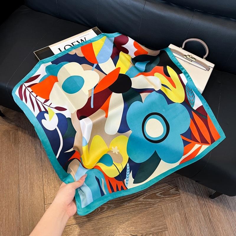 Silk scarf 71 * 71 imitation silk square scarf Korean atmosphere neck silk scarf flower pattern flower polka dot scarf