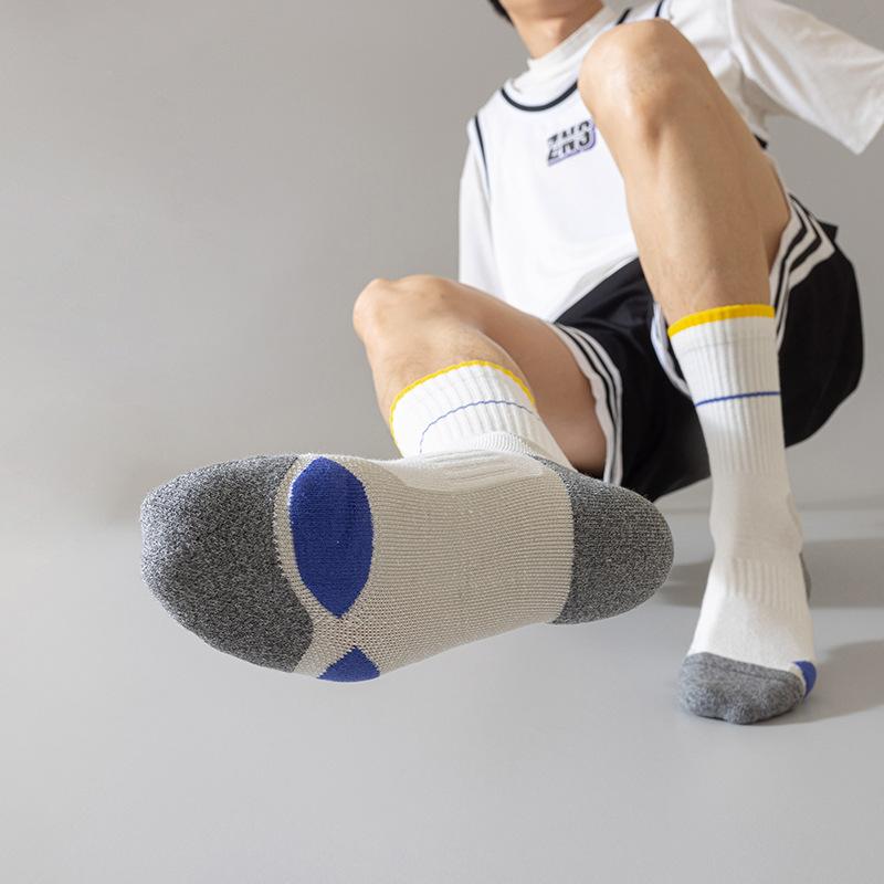 Men's High-top Autumn and Winter Mesh Breathable Striped Color-blocked Professional Loop Sports Socks