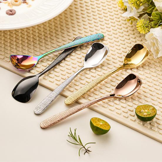 Nerezová lžíce s tepanou texturou Protiskluzová rukojeť Naběračka na polévku Multifunkční kuchyňská lžíce pro restauraci, domácí stolování