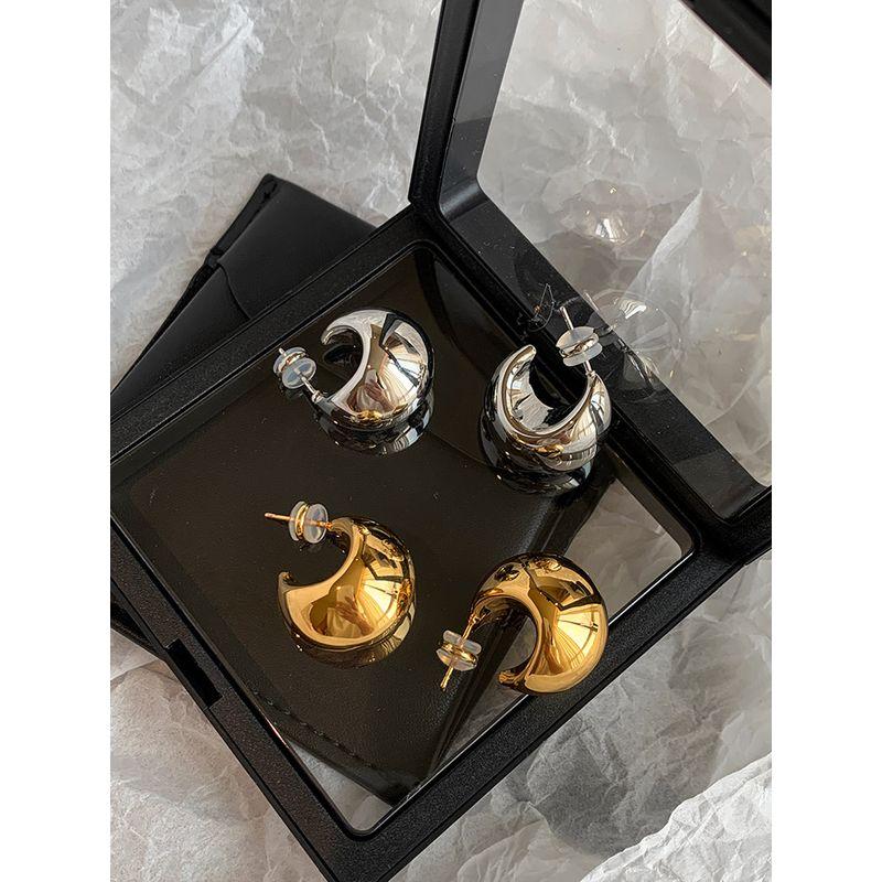 Accessible Luxury Best Selling Metal Silver Female Elegant Stud Earring Water Drop