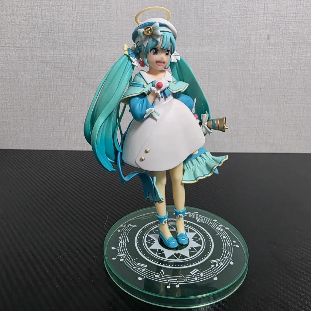 Hatsune Miku Figure for Sale Used