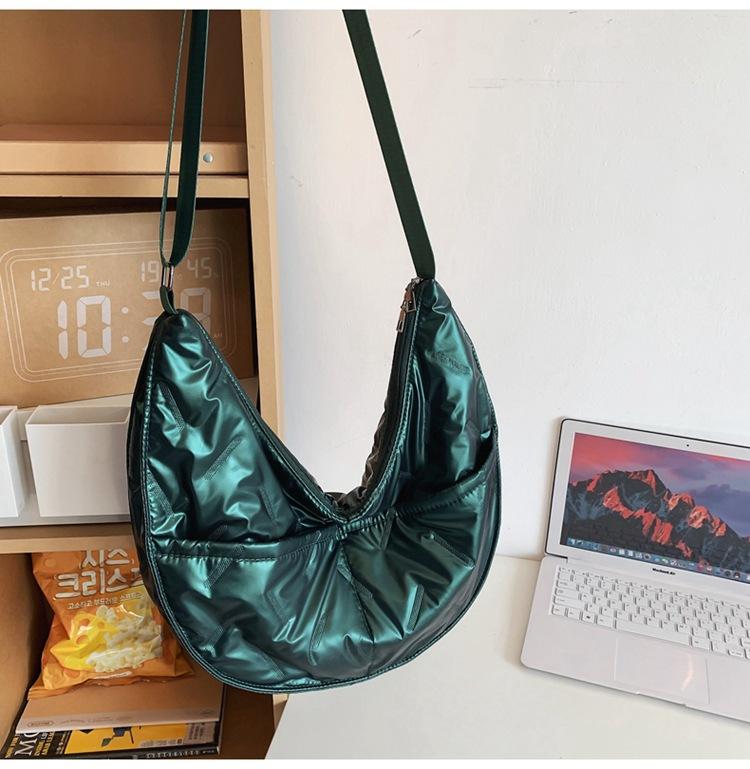 Dumpling Bag Large Capacity Satchel Women'S Niche Bag Fashion Versatile Shoulder Bag Diamond Grid