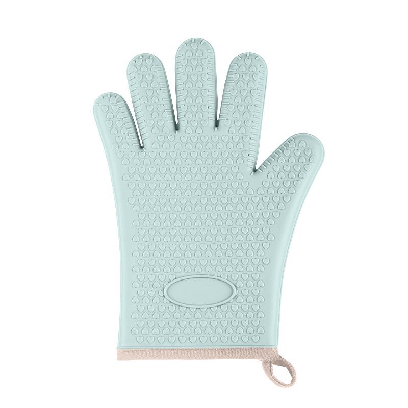 Heart-Shaped Silicone Insulated Oven Mitts: Cotton-Padded, Heat-Resistant, Five-Finger Design for Cooking and Baking.