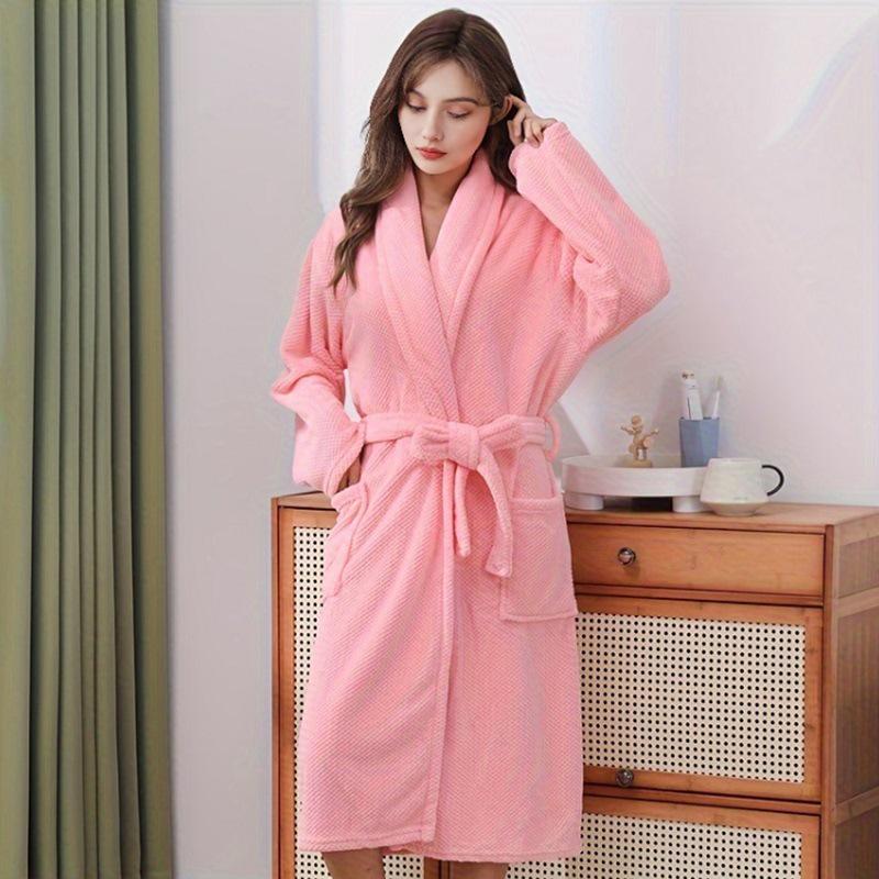 

Женский халат из кораллового флиса с узором «Ананас», с длинным лацканом - Впитывающая домашняя одежда One Size (Length 110cm)