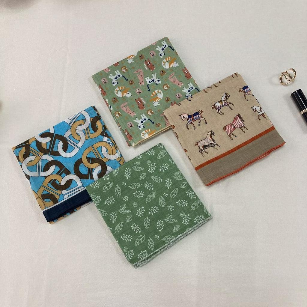 In spring and summer, the new cotton small square scarf for cats is opened for women's travel and vacation decoration, headscarf, sunscreen and neck s