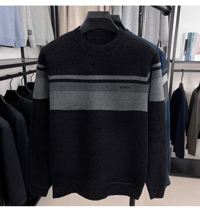 Winter Men's Plus Velvet Striped Round Neck Knit Sweater: Thick, Casual, Fashionable Trend.