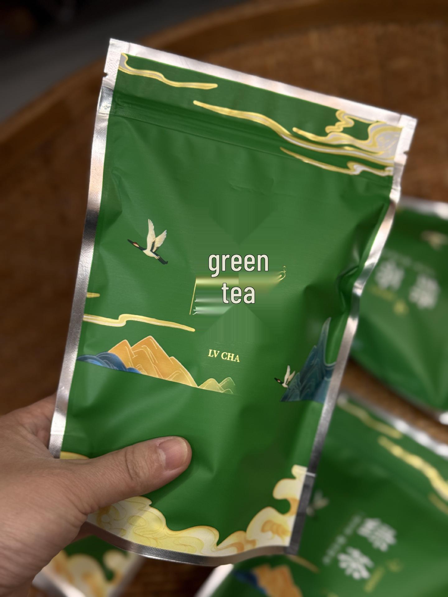 

Разнообразный пакет: Улун Тегуаньинь, Чёрный чай Чжэншань Сяочжун, Жасмин и Зелёный чай Билочунь