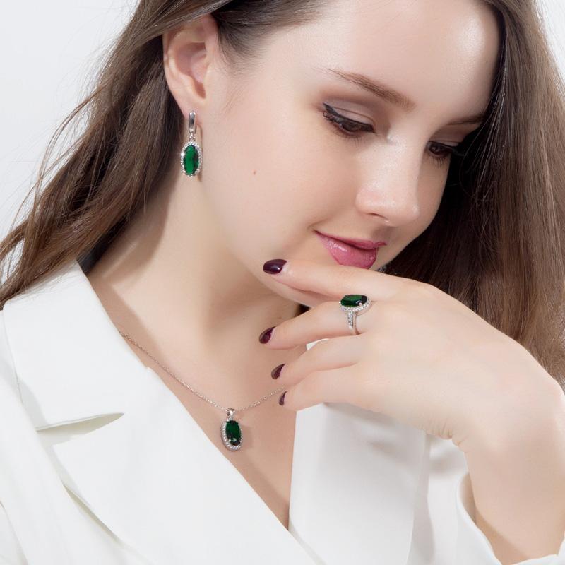 WWJ Super Sparkling Oval Shape Cubic Zirconia Engagement Ring Necklack Earrings Set