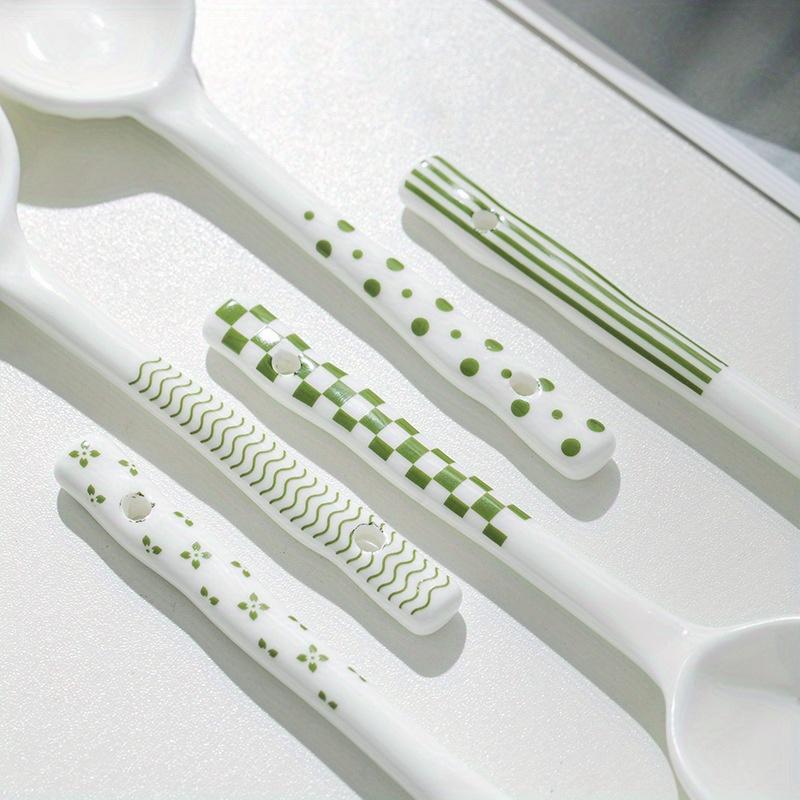 5 st 1 set Högkvalitativa Qingyao keramiska skedar och skedar, hushåll hög utseendenivå, enkla skedar, soppskedar med långt skaft, gröttskedar,