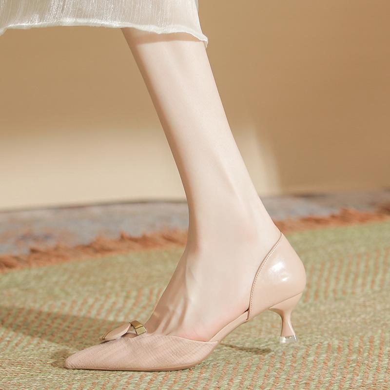 185-8 Szycie skóry mały pachnący wiatr ażurowe damskie buty temperament odświeżający letnie damskie buty szpiczasty cienki obcas temperamentowe buty na co dzień