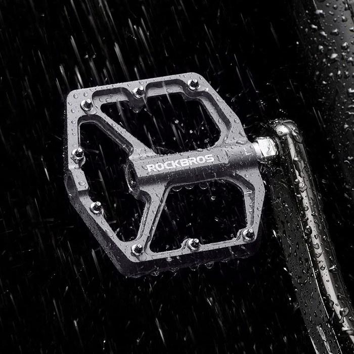 ROCKBROS Bicycle Pedal Lightweight Flat Pedal Aluminum Alloy for Road Bike/Cross Bike/MTB Platform Non-Slip Titanium