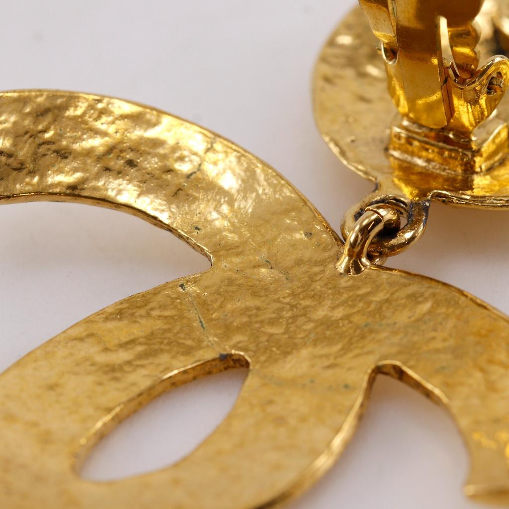 CHANEL COCO Mark Earring Matelasse vintage Plated Gold 45g Women Used