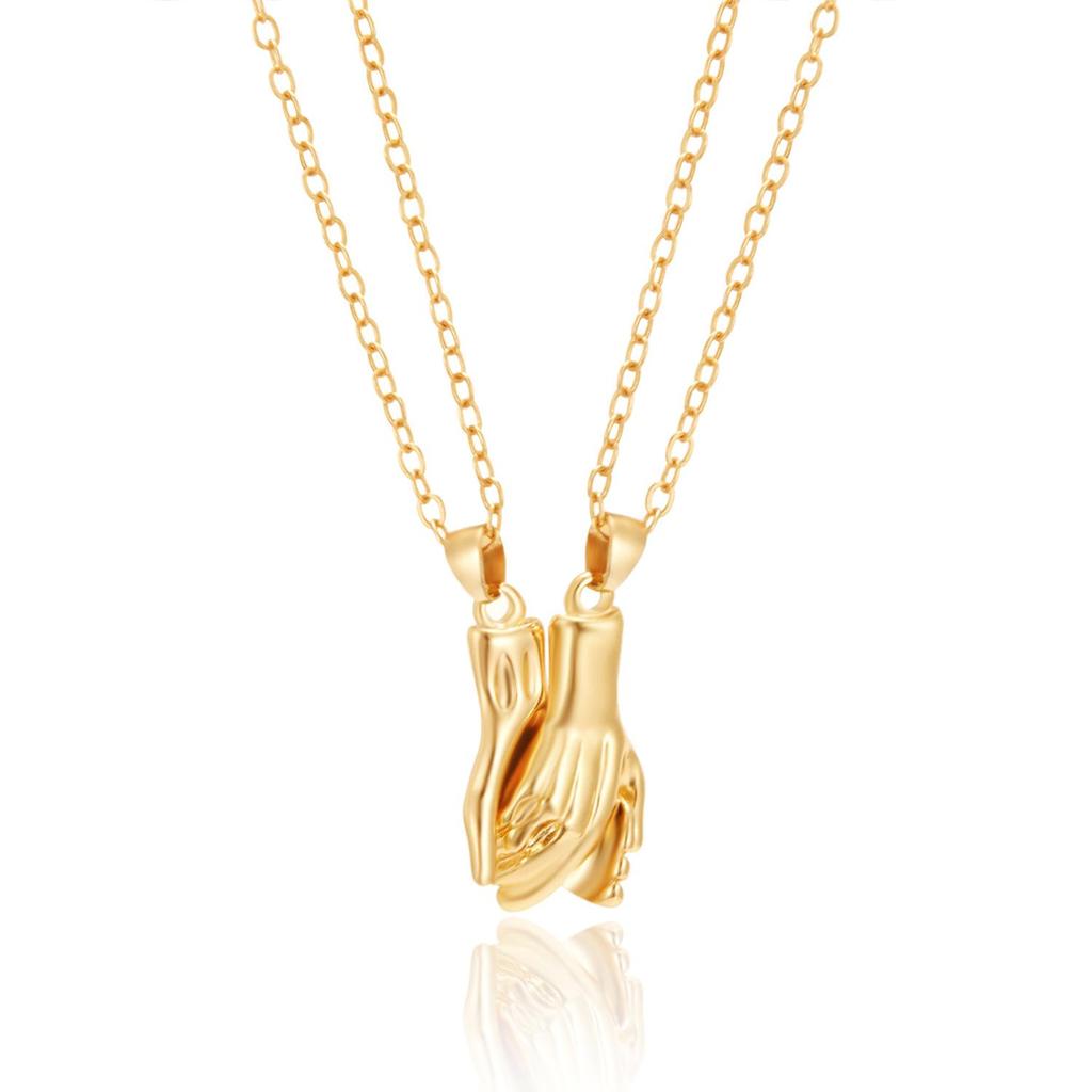 Magnetic Couple's Hand-in-Hand Necklace: Unique Design for Men and Women