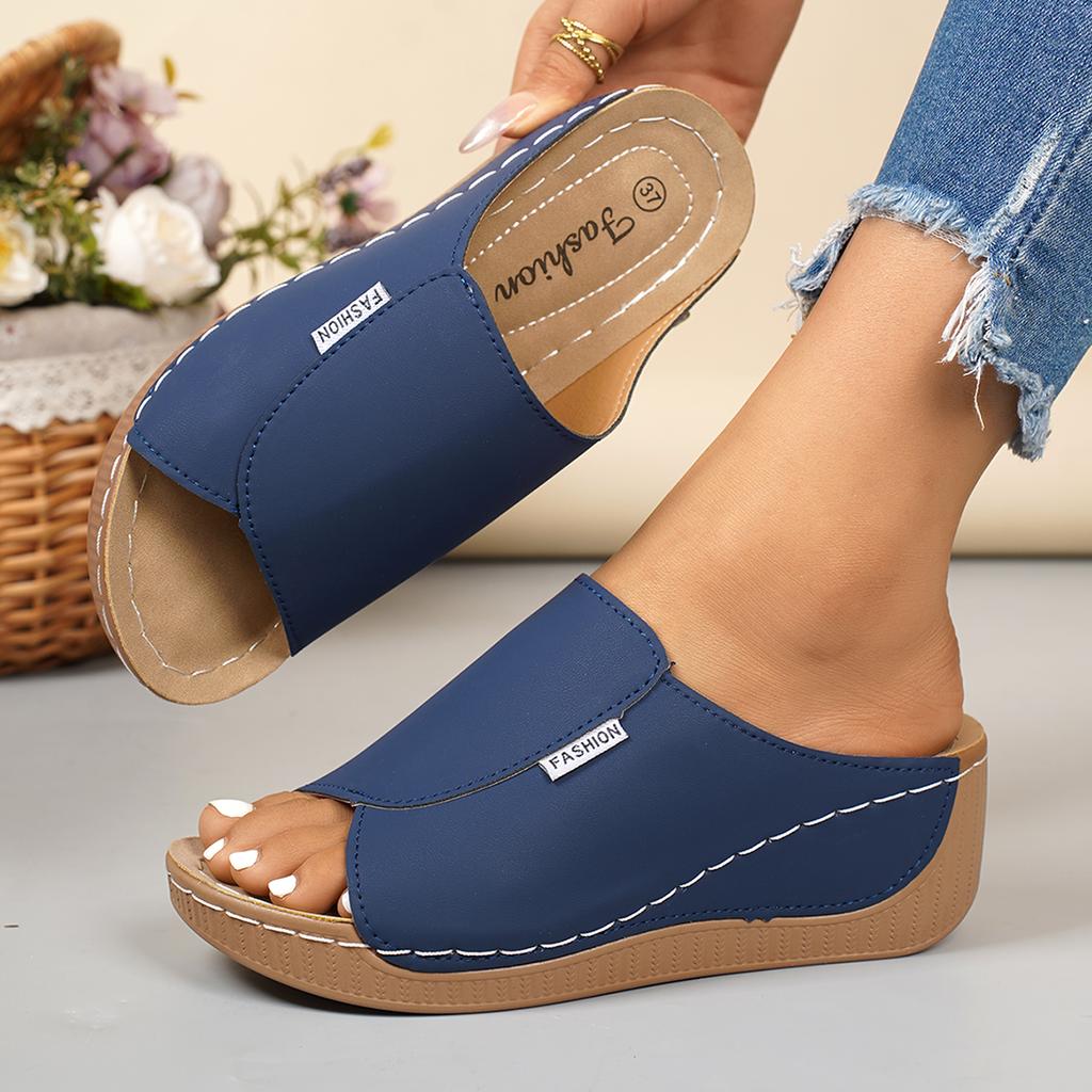Fashion Women Wedge Slippers Summer 2025 New Fashion Slippers Open Toe Breathable Sandals Comfortable Buckle Woman Shoes Slides Women