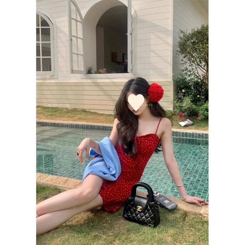 Vintage Spice Girl Folded Red Suspender Dress Women's Summer Vacation Style Slim Fit Waist A-shaped Dress Short Skirt