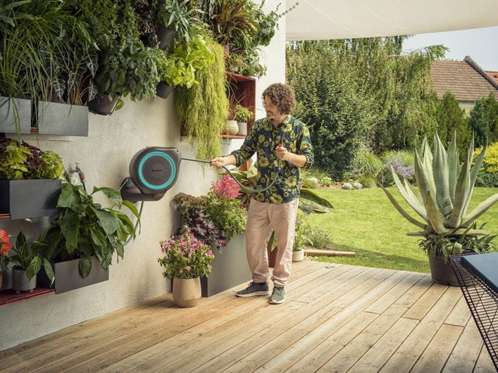 Classic Wall-Mounted Rollup Reel M, Set 20 Lm Hose - Hg-18610-20