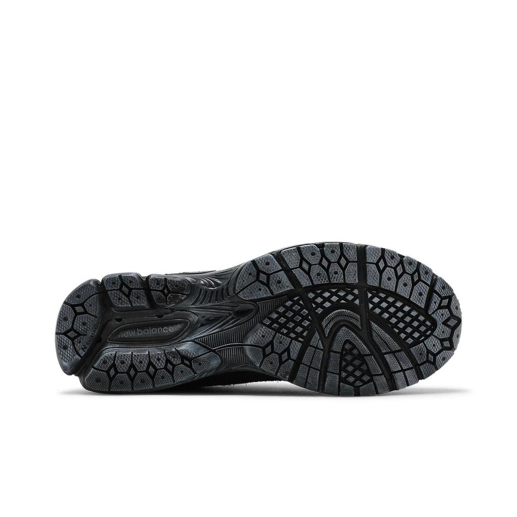 New Balance 2002R 'Protection Pack - Phantom' (Unisex) Phantom / Magnet Running Shoes M2002RDB