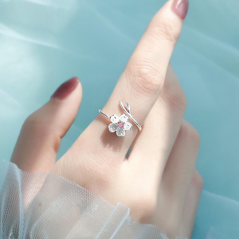Elegant Adjustable Cherry Blossom Leaf Ring - Simple, Versatile Stackable Floral Design for Women Open Adjustable