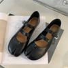 Fashion Fashion Buckle Strap Ladies Mary Janes Flats Shoes Soft Female Shallow Footwear Strange Toe Women Lolita Flats Shoes 2025 New