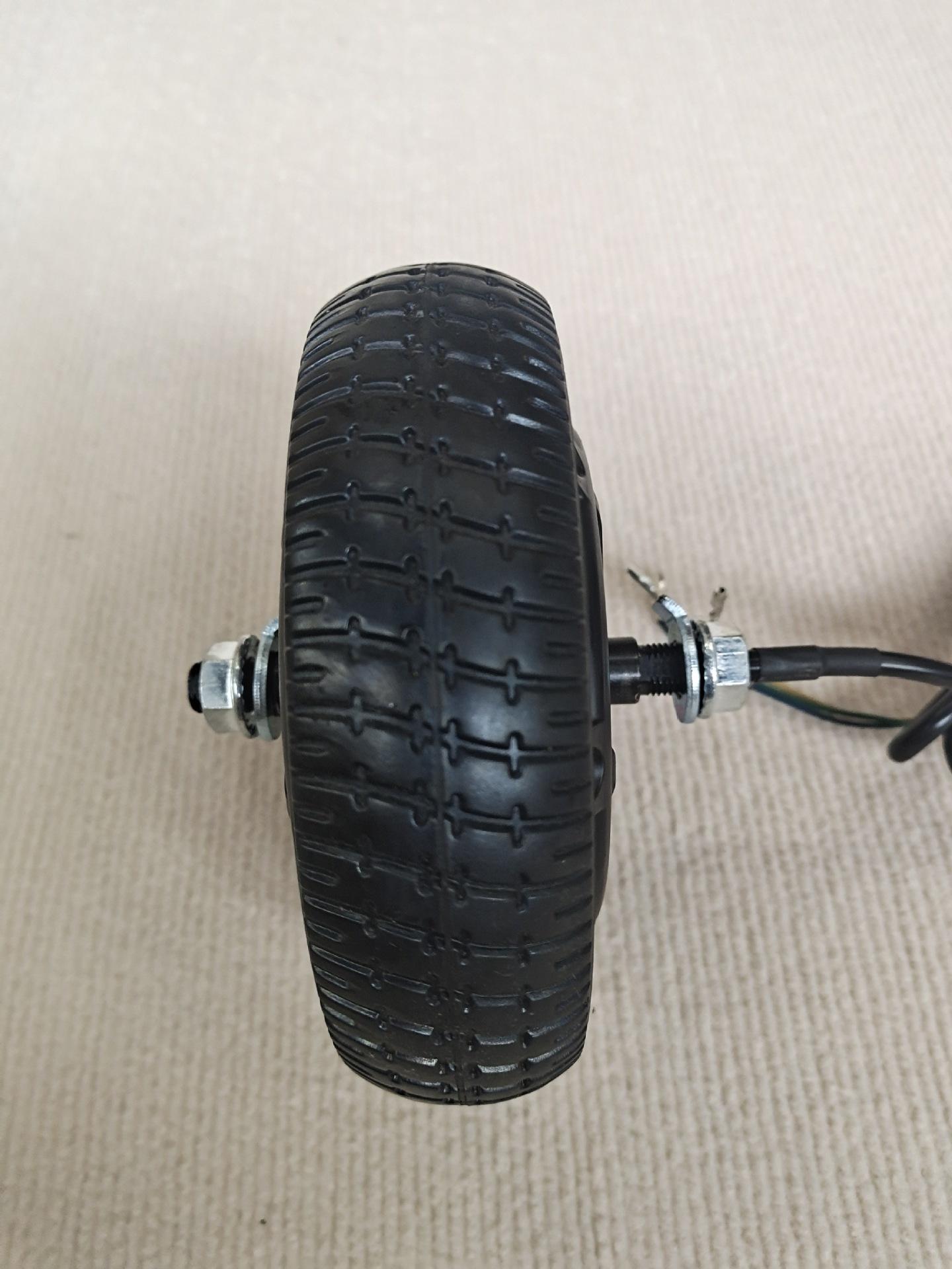 6.5  Brushless Hub Motor Electric Bumper Car Scooter