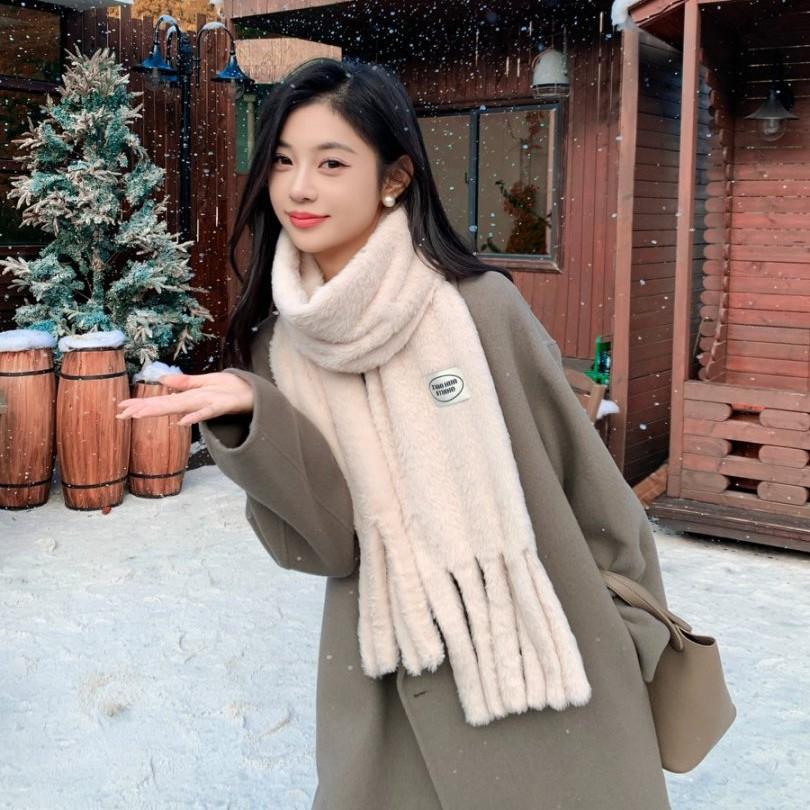 Scarf Women's Winter New High-end Korean Version Versatile Warm Thickened Plush Tassel White Student Scarf