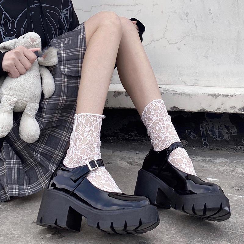 Female Spring and Summer Thin Flower Hollow Lace Mesh Breathable Tube Stack Socks