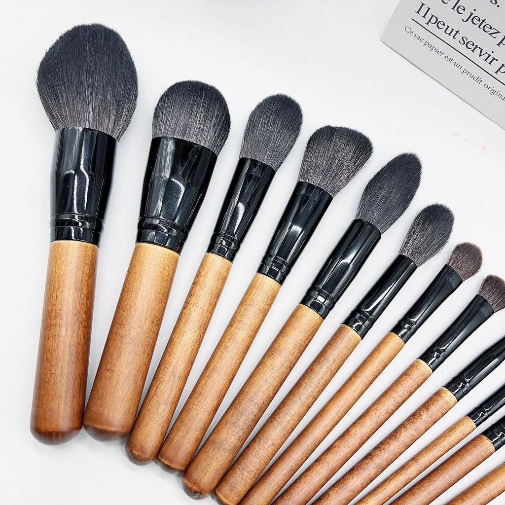 16-Piece Beginner Makeup Brush Set: Blush, Powder, Eye Shadow, Concealer, Foundation Tools