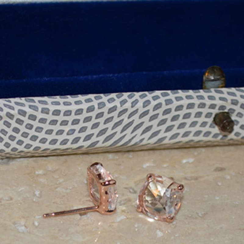 martha in the garret white quartz.775