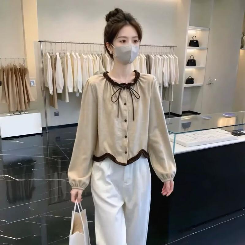 La Chapelle Women's French-Style Ruffle Collar Blouse
