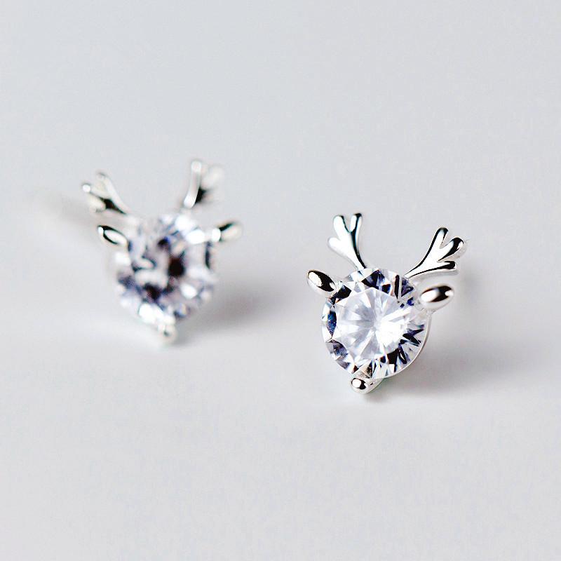 Zircon Reindeer Stud Earrings: Korean Fashion Inspired Christmas Jewelry for Women