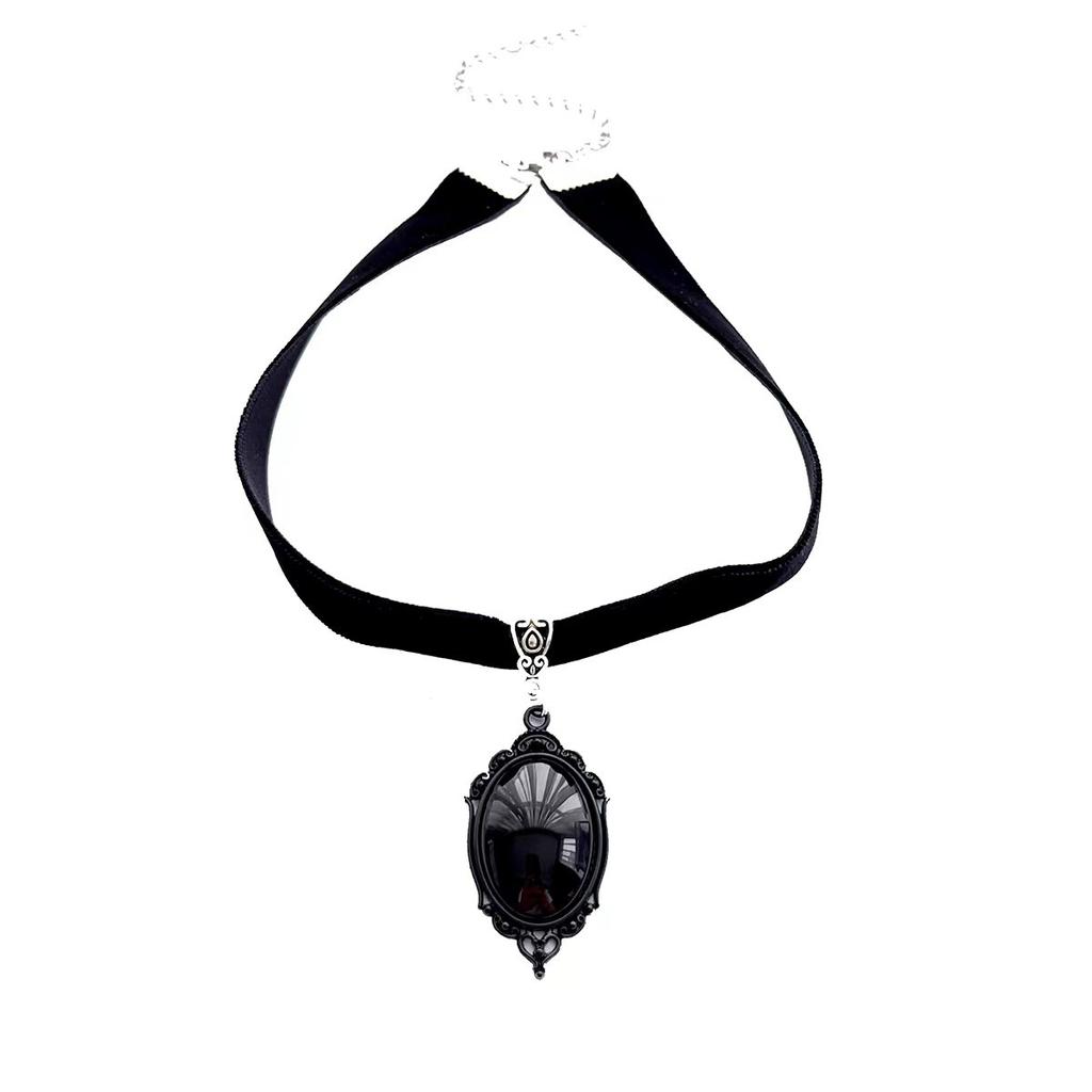 Dark Gothic Retro Style, Black Oval-shaped Pendant, Choker Necklace, Neckband, Necklace for Women