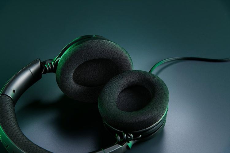 Razer Kraken V4 X Wired Gaming Headset, Black