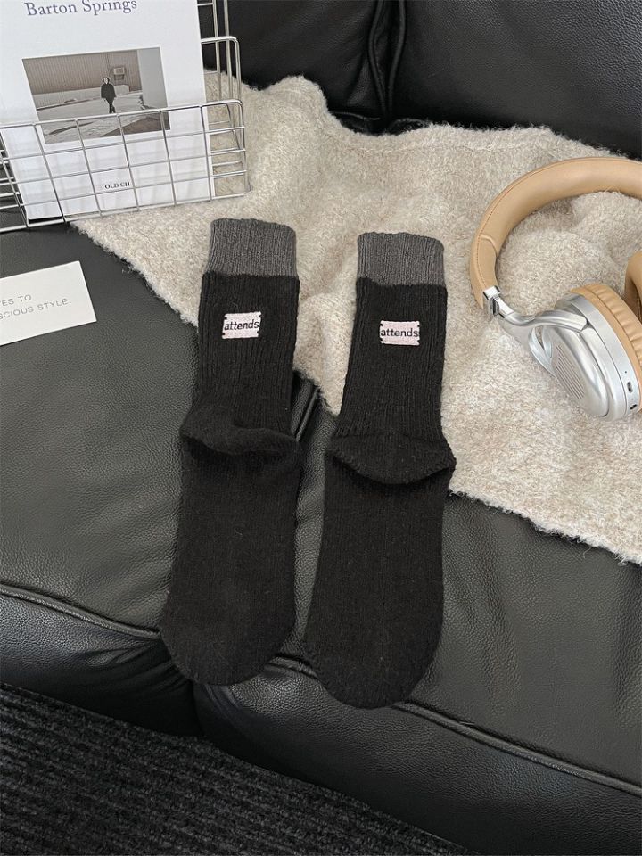 

Женские осенне-зимние утолщенные теплые носки до колена из шерсти с вышивкой в виде пудровой этикетки на пятке 1 pair чёрный/серый