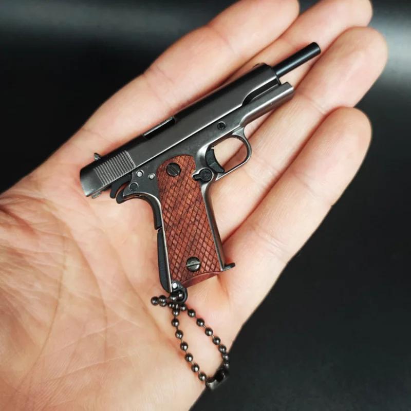 1:3 Scale Colt 1911 Pistol Mini Gun Metal Breloc Colt 1911 Pistol Breloc Fidget Toy PUBG Gun Gift Pubg Decoration Toys